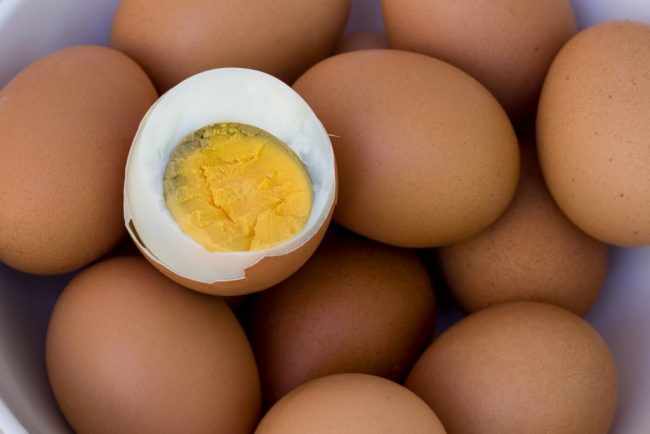 Вареные яйца: как сохранить деликатный продукт свежим