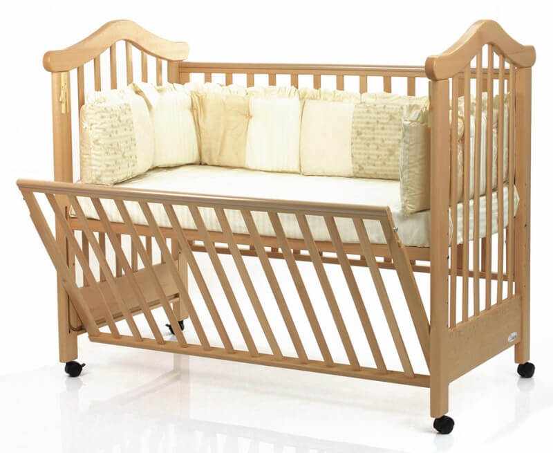 Как правильно выбрать кроватку для новорождённого