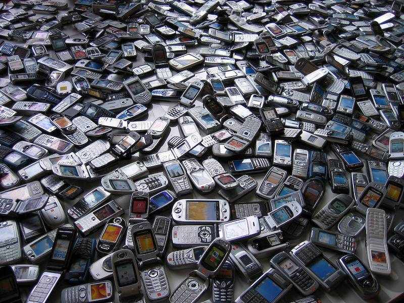 Как правильно выбрать мобильный телефон?