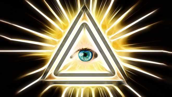 глаз в треугольнике